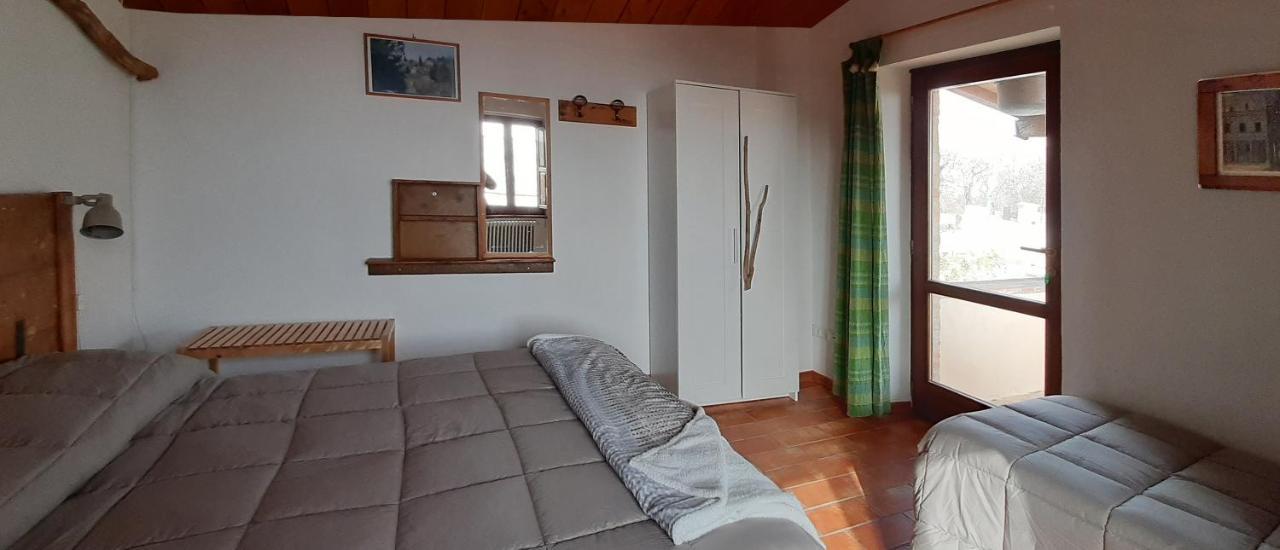 Country House Ca' Vernaccia Guest House Урбино Екстериор снимка