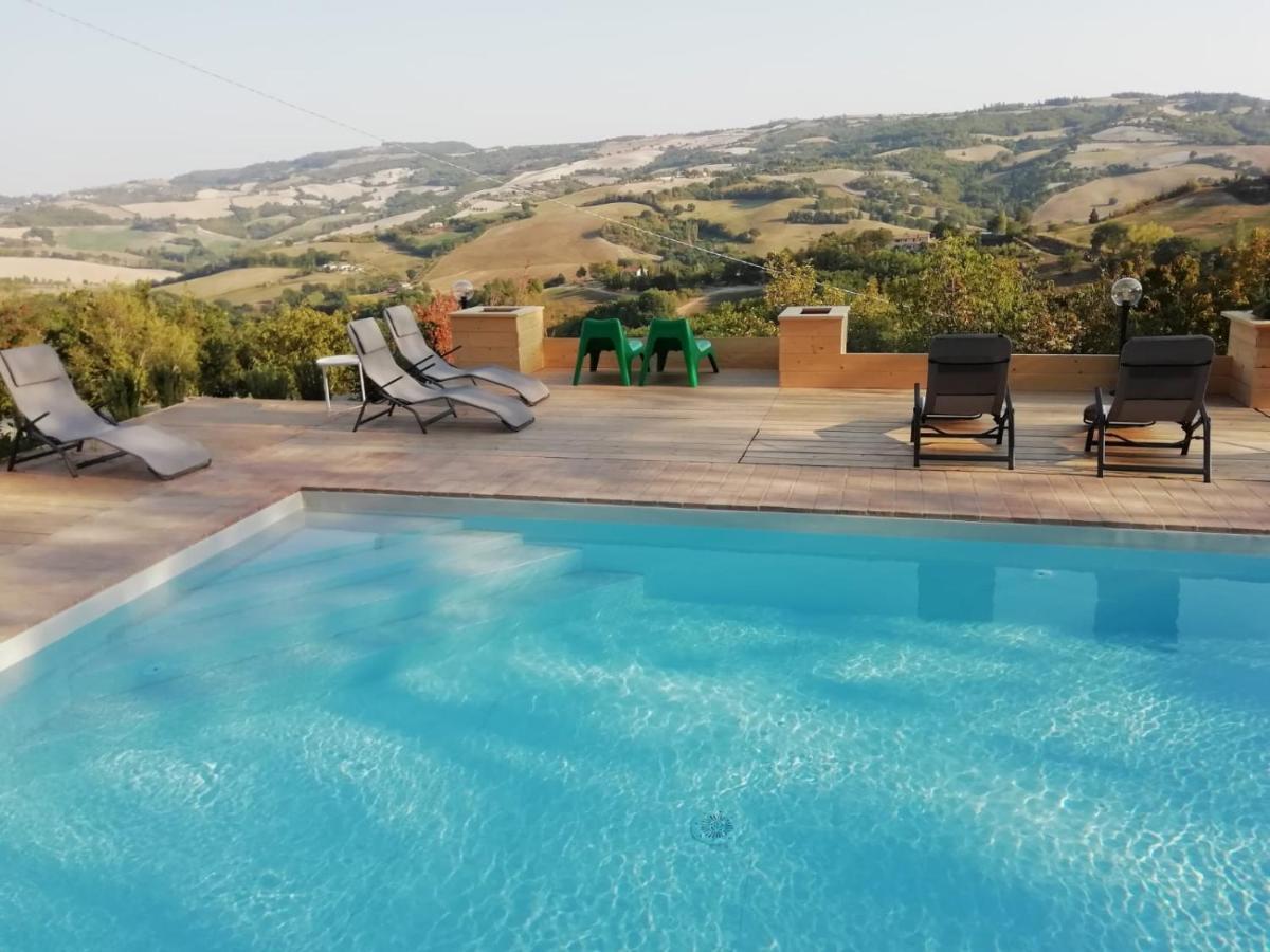 Country House Ca' Vernaccia Guest House Урбино Екстериор снимка