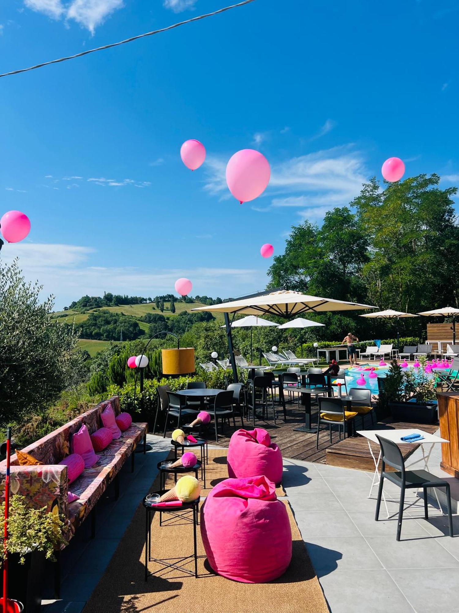 Country House Ca' Vernaccia Guest House Урбино Екстериор снимка